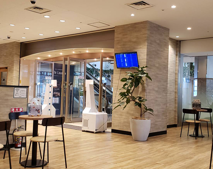関西国際空港エアロプラザ KIXエアポート カフェラウンジ NODOKA の内観