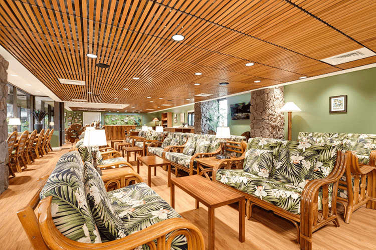 ハワイ・ダニエル・K・イノウエ国際空港のIASS HAWAII LOUNGEの内観